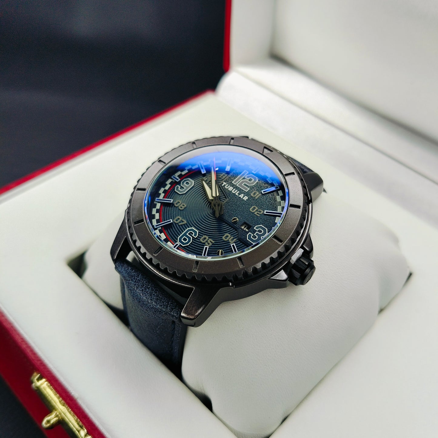 Tubular Belt Watch For Men Article-01